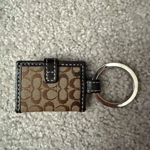 Vintage Coach Brown Leather Photo Frame Keychain Holder - Picture 2 of 4